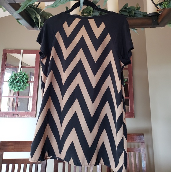 Charming Charlie Chevron Blouse Top - Picture 2 of 3